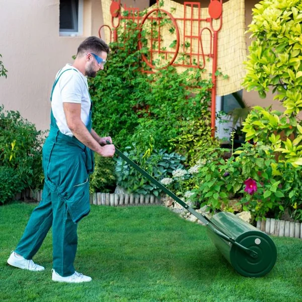 63L Rouleau à Gazon de Jardin en Métal avec Largeur de 90 cm & Poignée de Préhension Détachable Rouleau de Pelouse Rempli d'Eau/Sable Noir/Vert