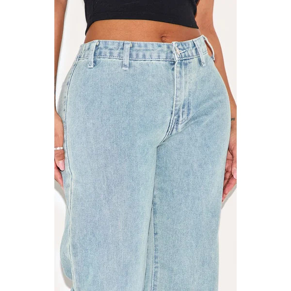 Bleu Clair Délavé Jean En Denim Coupe Large Shape