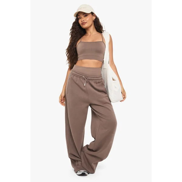 Boohoo Basics Soutien-gorge de sport léger, rembourré et à maintien optimal en côtes sans couture