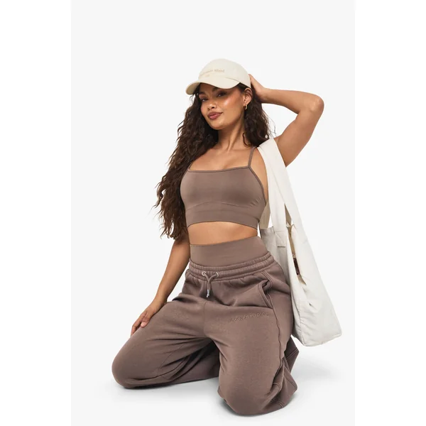 Boohoo Basics Soutien-gorge de sport léger, rembourré et à maintien optimal en côtes sans couture