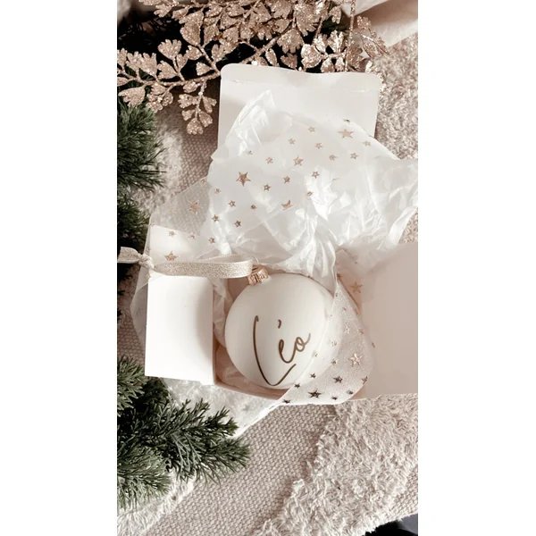 Boule de Noël Personnalisée Blanc Laine – Décoration de Noël Unique et Élégante