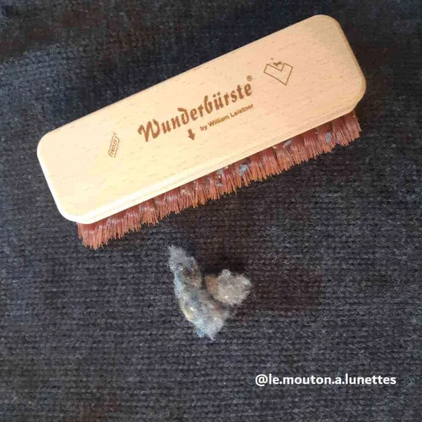 Brosse anti-bouloches - entretien des vêtements en laine - Wunderbürste