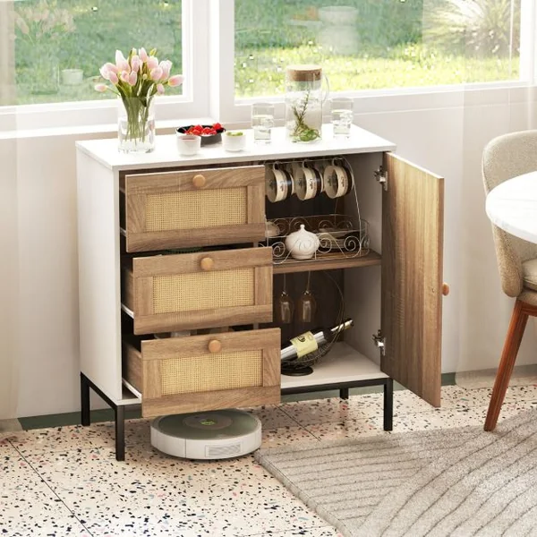 Buffet en Faux Rotin Armoire Basse d'Appoint avec 1 Porte avec Étagères et 3 Tiroirs Table Console Autoportante Bohème pour Cuisine Salon Blanc