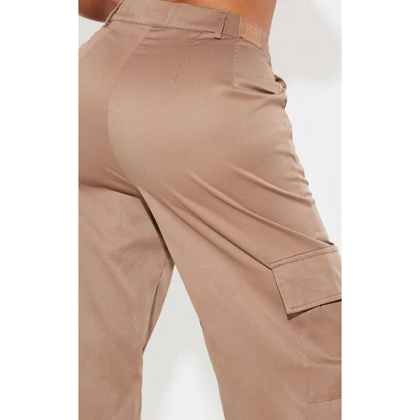 Café Au Lait Rosé Prettylittlething Shape Pantalon Cargo Large À Détail Boucle
