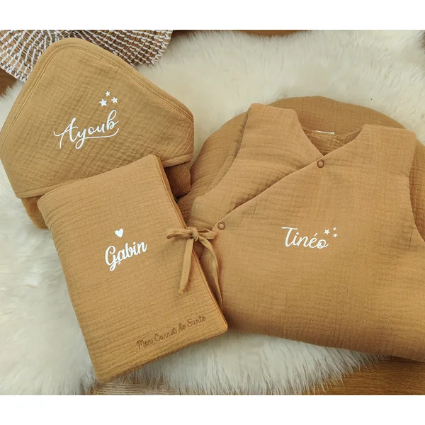 Cape de bain personnalisée et gant caramel