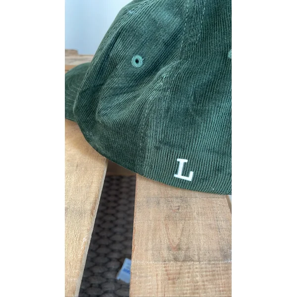 Casquette Personnalisée Mommy & Daddy en Velours – Style Unique & Souvenirs Brodés