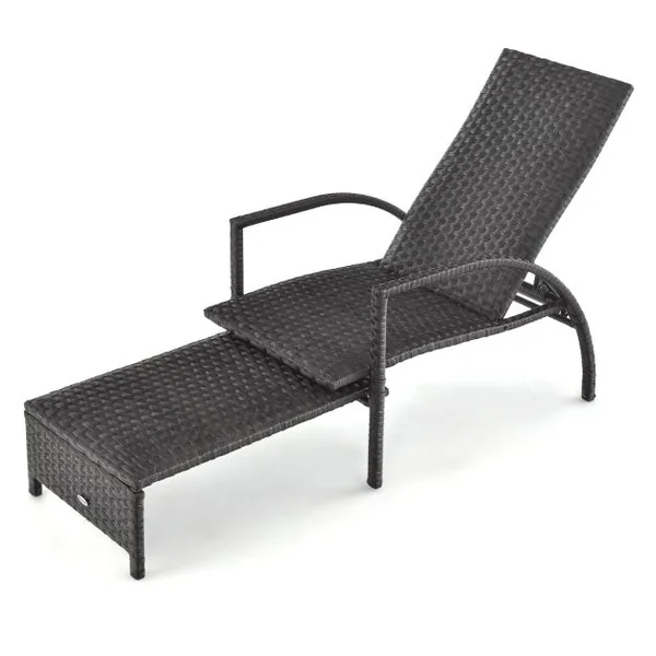 Chaise Longue en Rotin avec Pouf Rétractable Dossier Réglable à 5 Niveaux Accoudoirs pour Jardin Arrière-cour 150 kg Marron