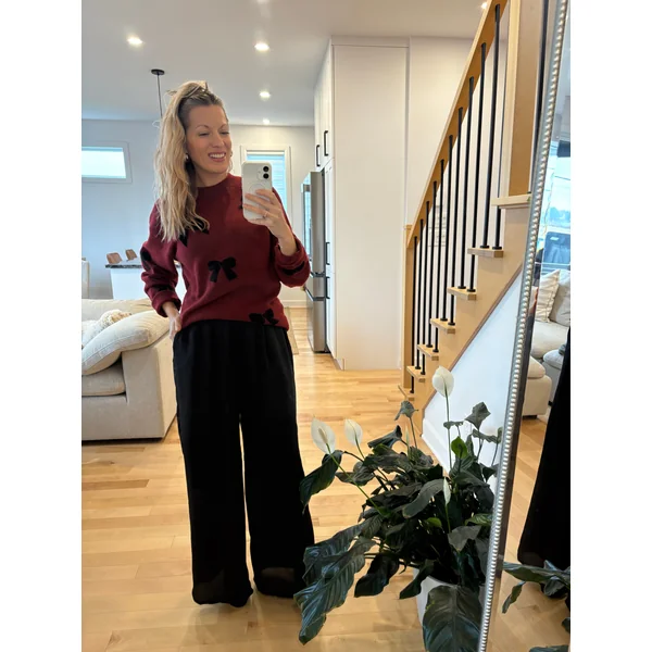Chandail à boucles - cerise noir