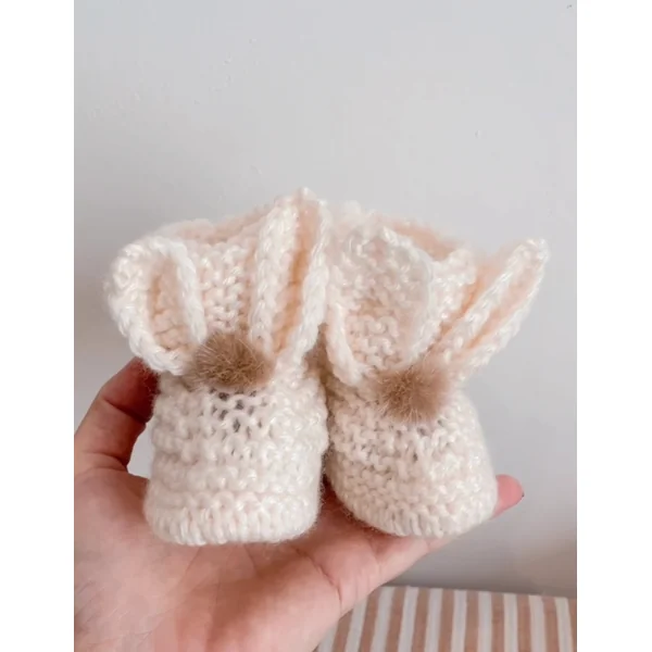 Chaussons Lapins Tricotés à la Main – Édition Limitée Pâques