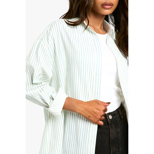 Chemise oversize à fines rayures