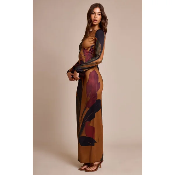 Chocolat Foncé Robe Longue Moulante À Manches Longues Et Imprimé Floral