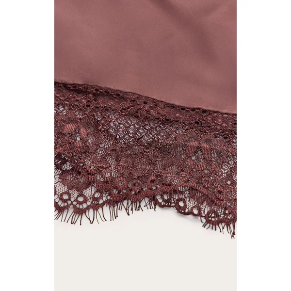 Chocolat Foulard En Satin Chocolat Avec Bordure En Dentelle