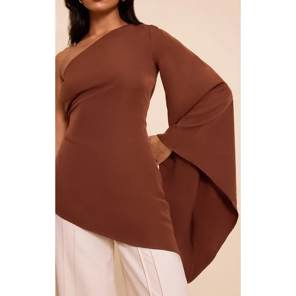 Chocolat Haut Long Tissé Asymétrique À Manche Évasée