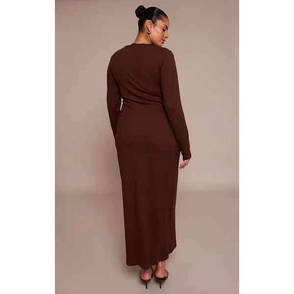 Chocolat Robe Maxi Grande Taille Sculptante À Encolure Carrée