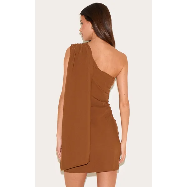 Châtaigne Robe Courte Drapée À Épaule Dénudée En Tissu Tissé