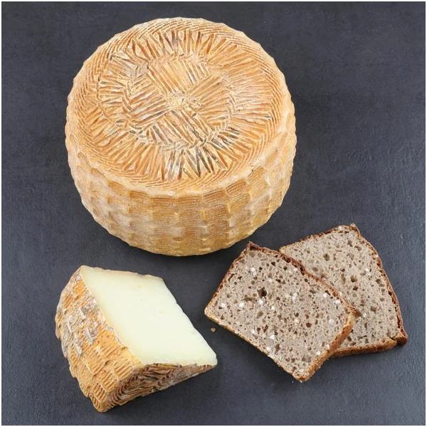 Chèvre Tomme lait pasteurisé 30%MG