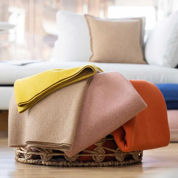 Couverture DISANA en laine bouillie Bio - 2 Tailles