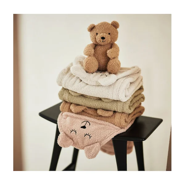 Couverture portefeuille Bear Boucle biscuit