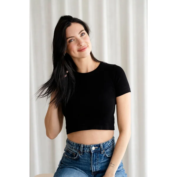 Crop top à manches courtes en bambou - noir