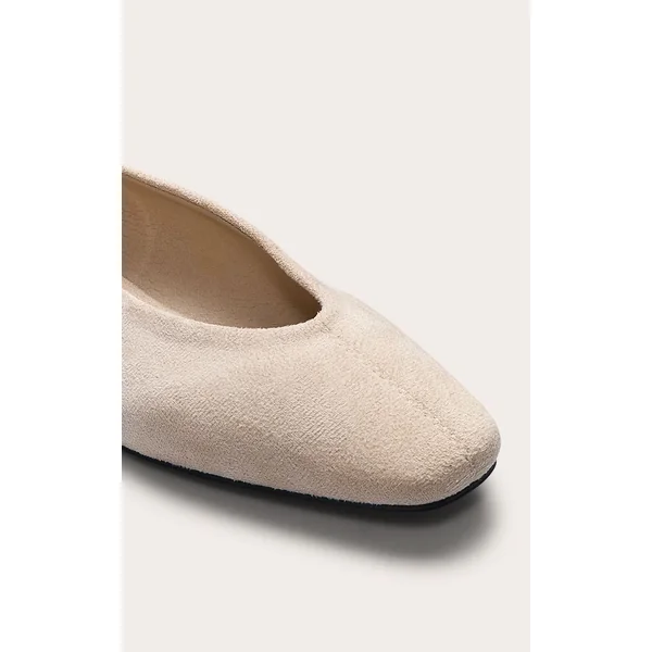 Crème Ballerines À Bout Carré En Synthétique Avec Détails De Coutures