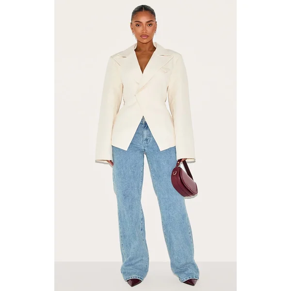 Crème Blazer Ajusté Asymétrique Croisé Avec Taille Ajustable Shape