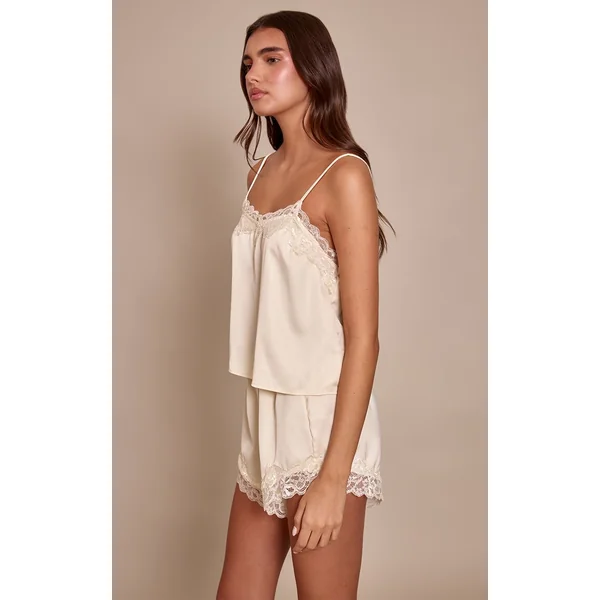 Crème Ensemble De Nuit En Satin Avec Sac Cadeau