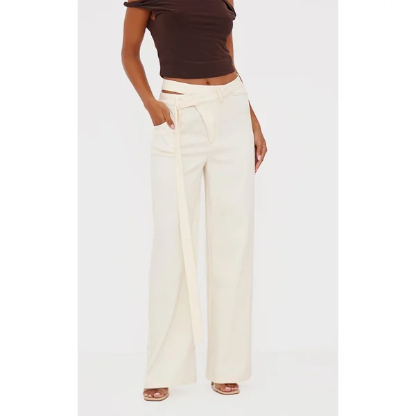 Crème Pantalon Tailleur Premium Avec Détail De Ceinture Croisée