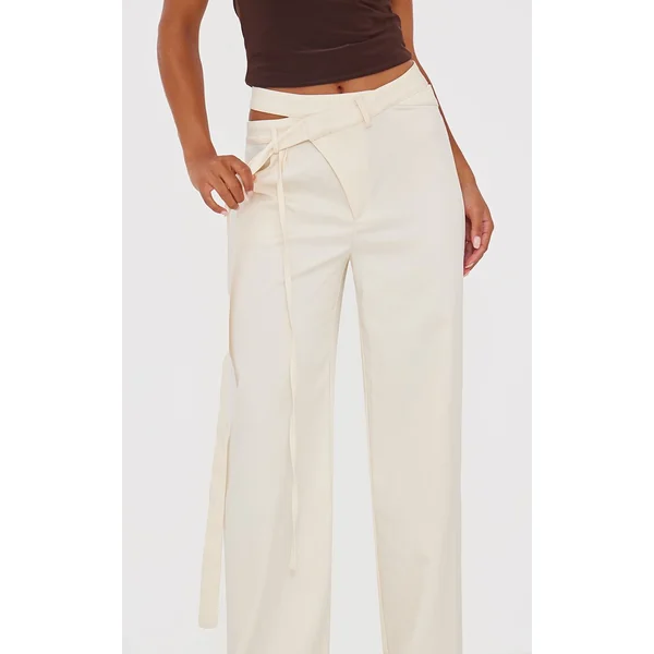 Crème Pantalon Tailleur Premium Avec Détail De Ceinture Croisée