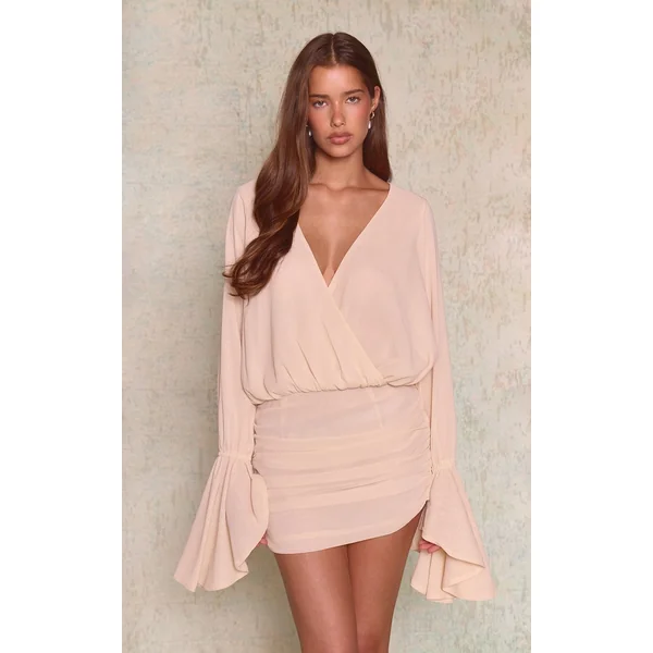 Crème Robe Courte En Mousseline À Col V Froncée