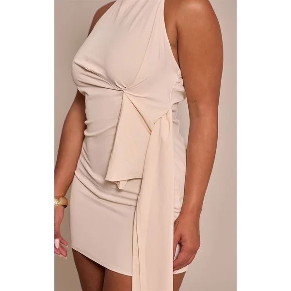 Crème Robe Mini Moulante En Satin Martelé À Col Montant Avec Drapé Latéral