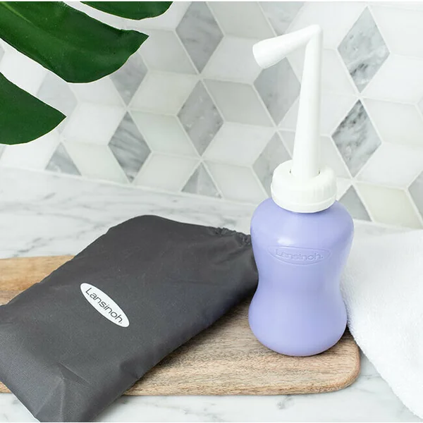 Douche intime pour le périnée