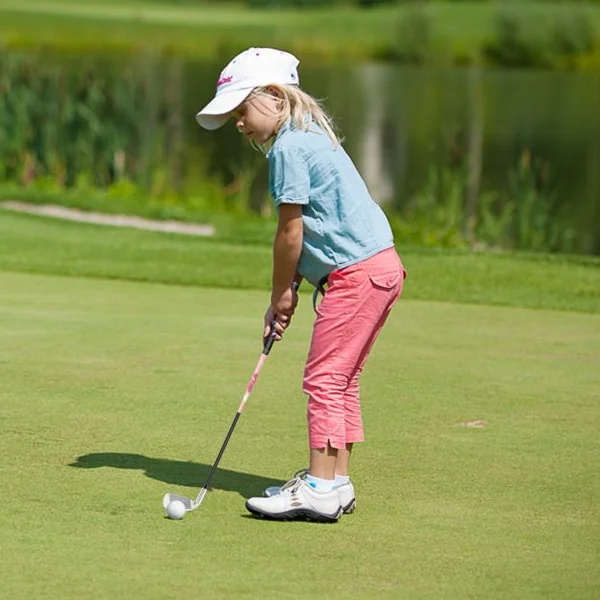 Ensemble Complet de Clubs de Golf Junior pour Enfants gés de 5 à 7 Ans Fairway #3 Fers #7 et #S et Putter Sac Trépied avec Capuche Anti-pluie Vert