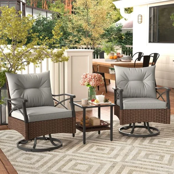 Ensemble de Meubles de Patio 3 Pièces en Rotin avec 2 Chaises à Bascule Pivotantes à 360° & 1 Table Basse en Verre Trempé à 2 Niveaux Marron
