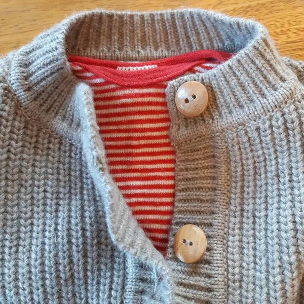 Gilet enfant en laine et cachemire recyclés - Matona - derniers exemplaires