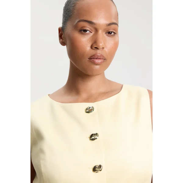 Gilet Grande Taille Ajusté En Lin Avec Boutons Décoratifs