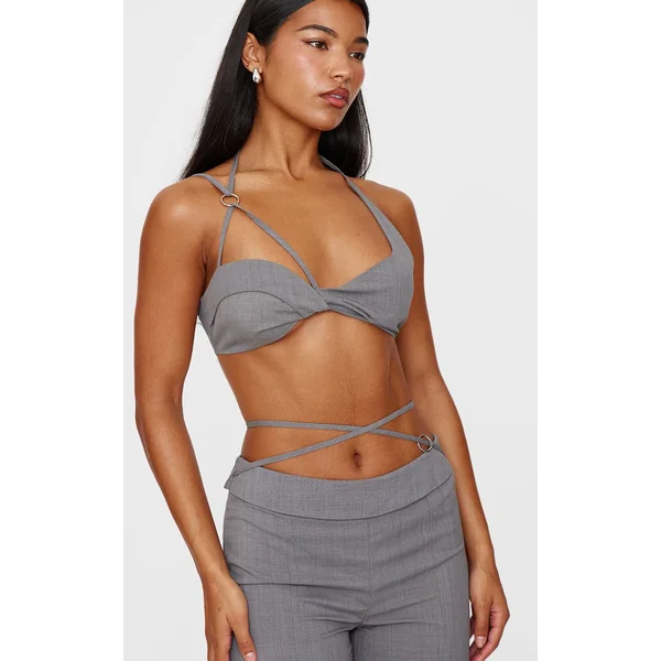Gris Brassière Ajustée Avec Détail Torsadé Au Buste