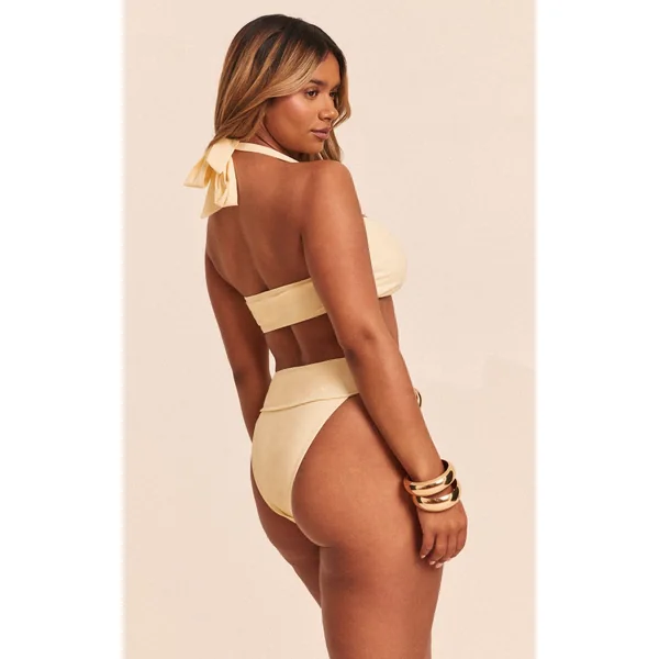 Jaune Pâle Haut De Bikini Échancré Avec Tour De Cou Et Finitions Dorées