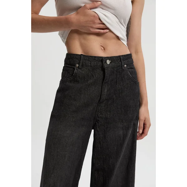 Jean Basique Petite Super Jambe Évasée