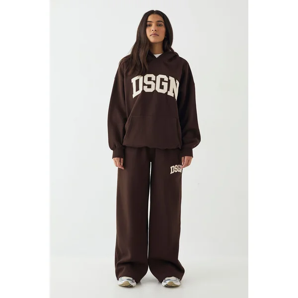 Jogging DSGN Studio à Jambes Droites avec Appliqué Cordon