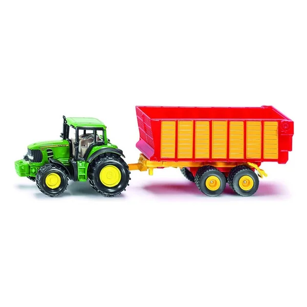 John Deere avec remorque d'ensilage