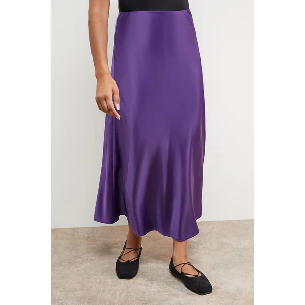 Jupe Midi en Satin Taillée en Biais
