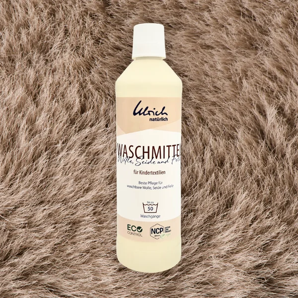 Lessive naturelle laine soie et peaux Spéciale Textiles Enfants SANS lanoline - 500 ml ULRICH Natürlich
