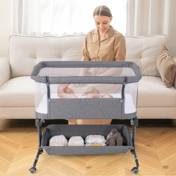 Lit de Bébé Berceau Berceau de Côté avec Hauteur Réglable 6 Niveaux Étagère de Rangement Roulettes Matelas et Sac de Transport Beige/Gris/Gris Clair/Rose