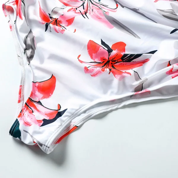 Maillot de bain fleuri à volants et épaules dénudées - Reste XL
