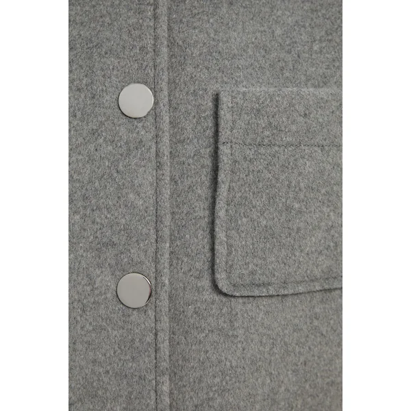 Manteau Ajusté Mi-Long en Laine Brossée avec Poches Plaquées