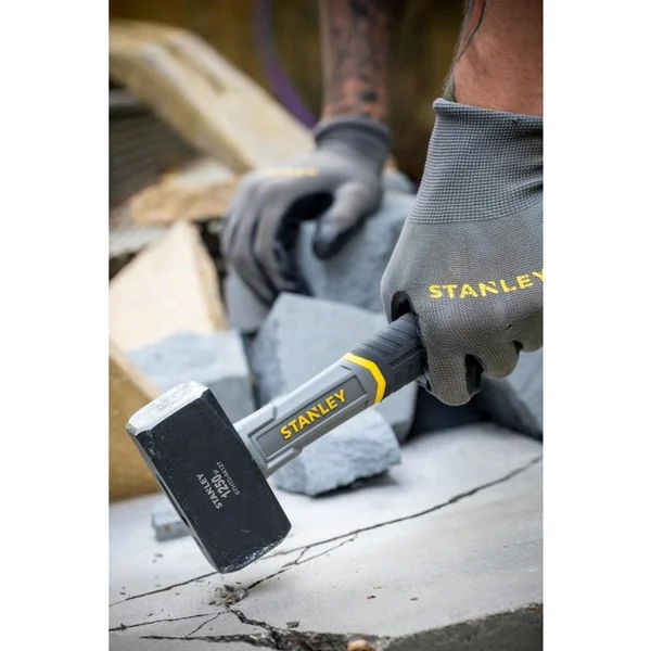 Massette manche fibre de verre 1250 gr STANLEY