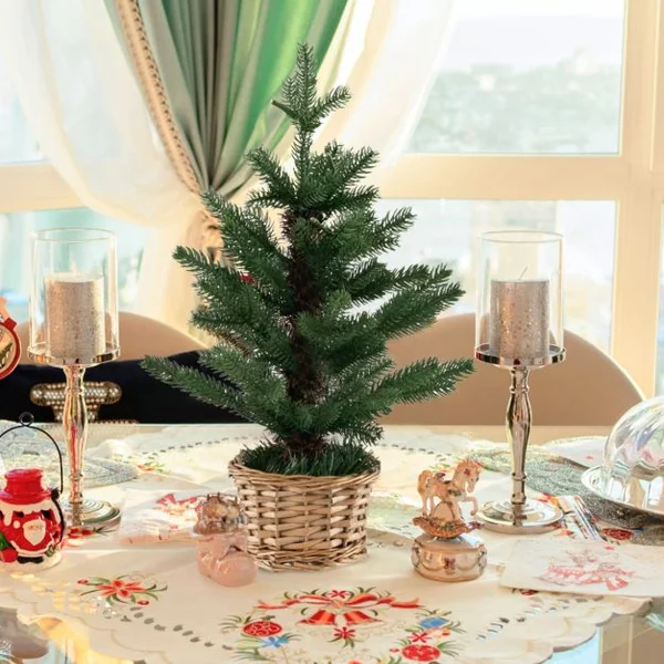Mini Sapin de Noël Artificiel Pré-Éclairé 96 Branches 20 Lumières Led Minuterie Pot en Bois de Saule