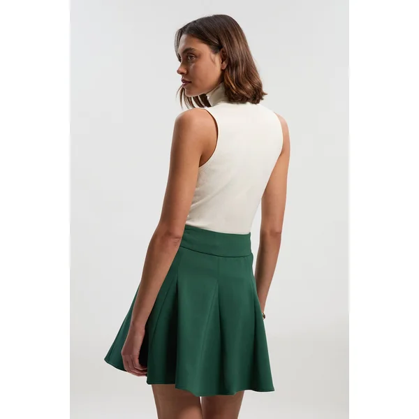 Mini-jupe Évasée Essentielle Compacte à Taille Patte