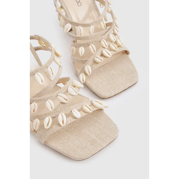 Mules à talons hauts à brides avec détail coquillage