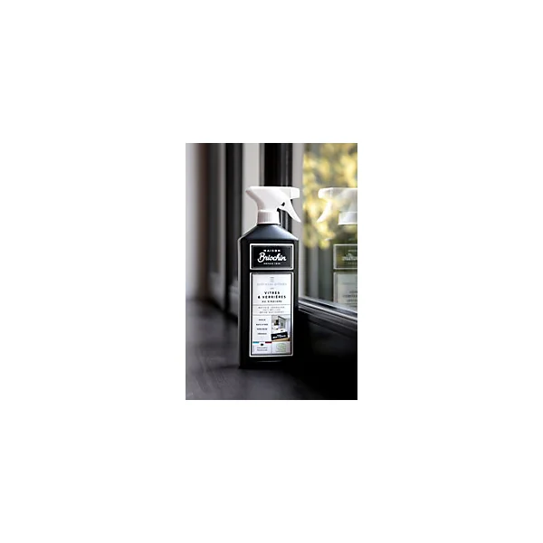 Nettoyant surfaces vitrées vitres et verrières au vinaigre Maison Briochin 750ml